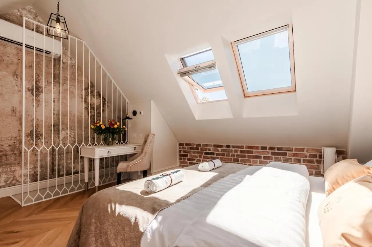 Gotyk House Aparthotel Gdansk 3*,  Poland